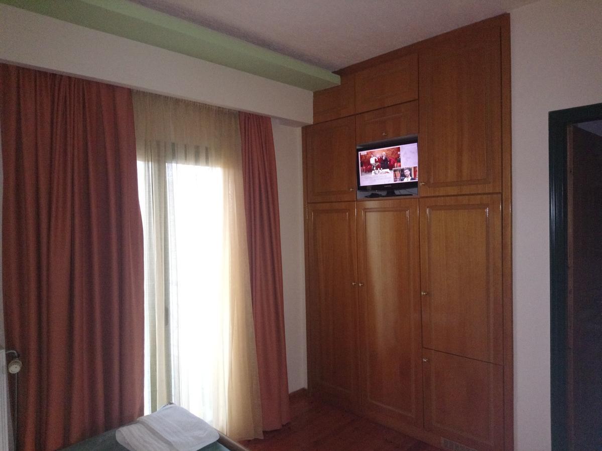 Elikonio Hotel Agia Anna  Exterior foto