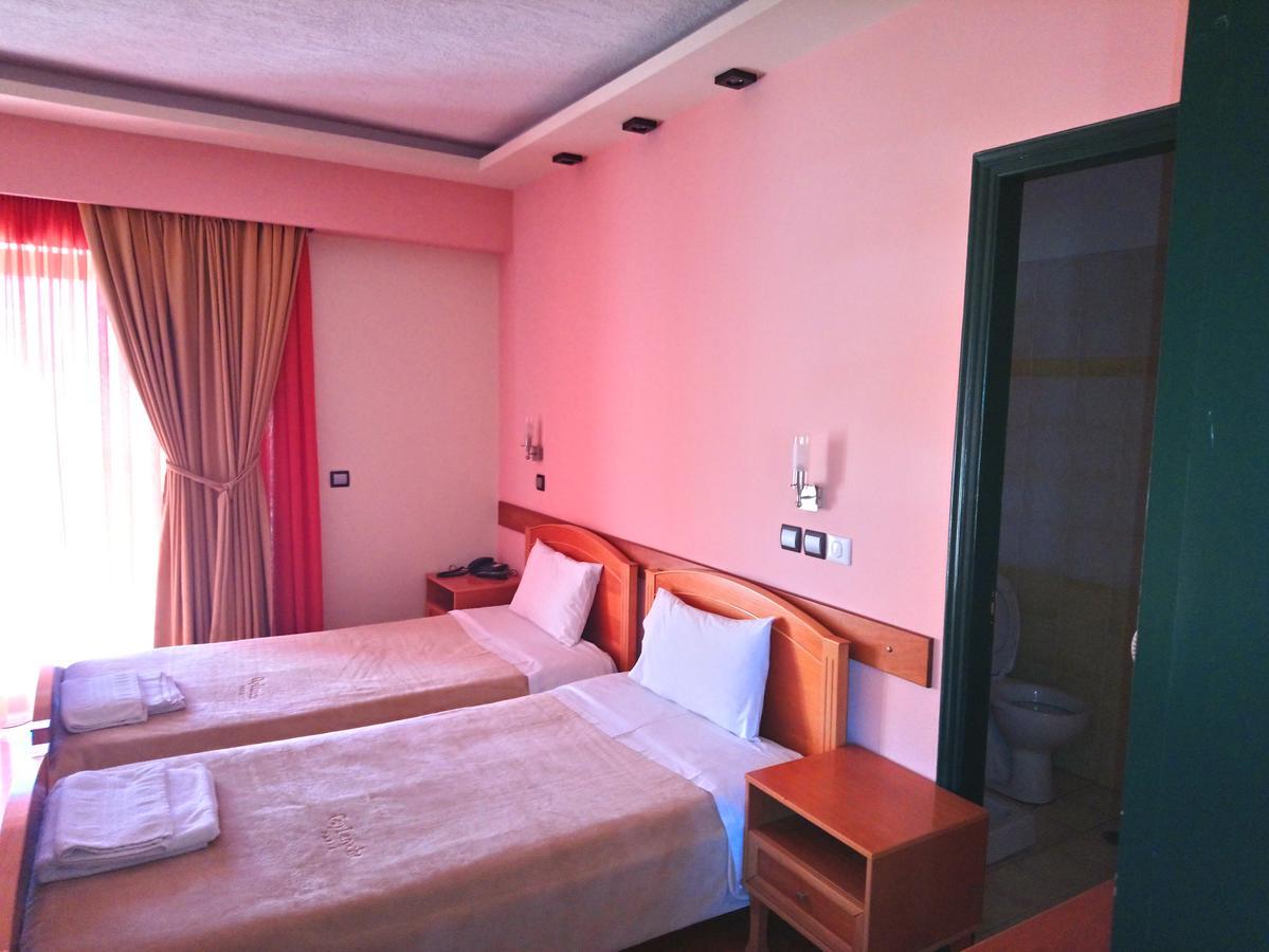 Elikonio Hotel Agia Anna  Exterior foto